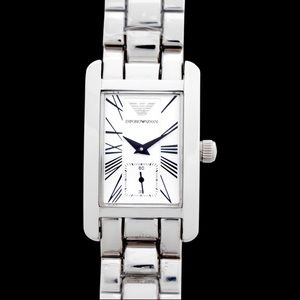 EMPORIO ARMANI
Quartz Silver Dial Ladies Watch